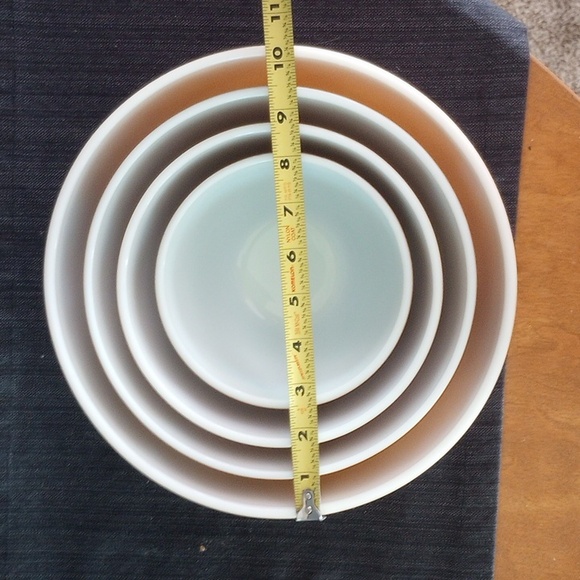 Pyrex Woodland Mixing Bowls COMPLETE SET - Picture 5 of 5